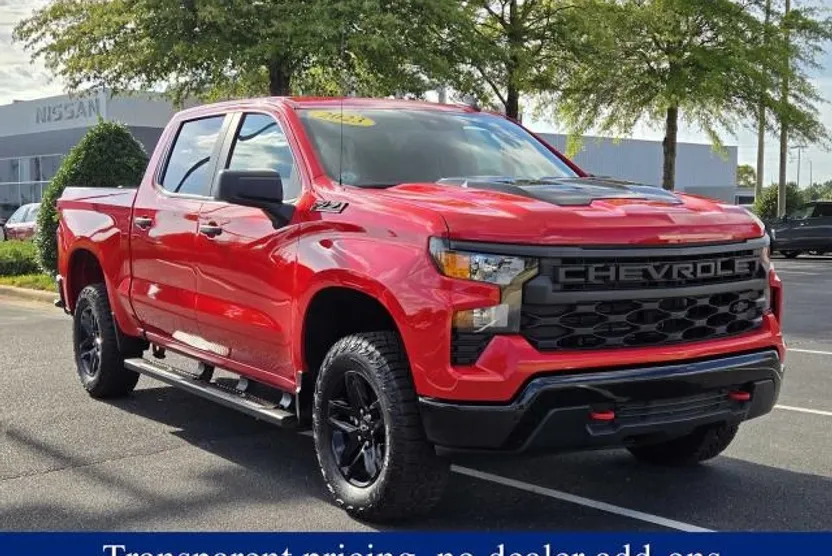 2023 Chevrolet Silverado 1500 Custom Trail Boss photo 1
