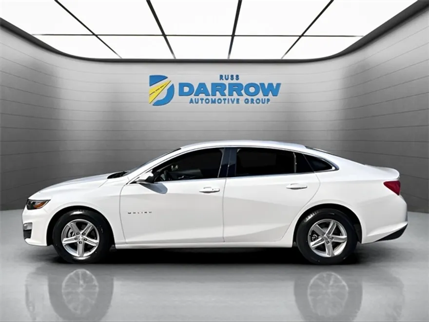 2024 Chevrolet Malibu 1LT photo 1