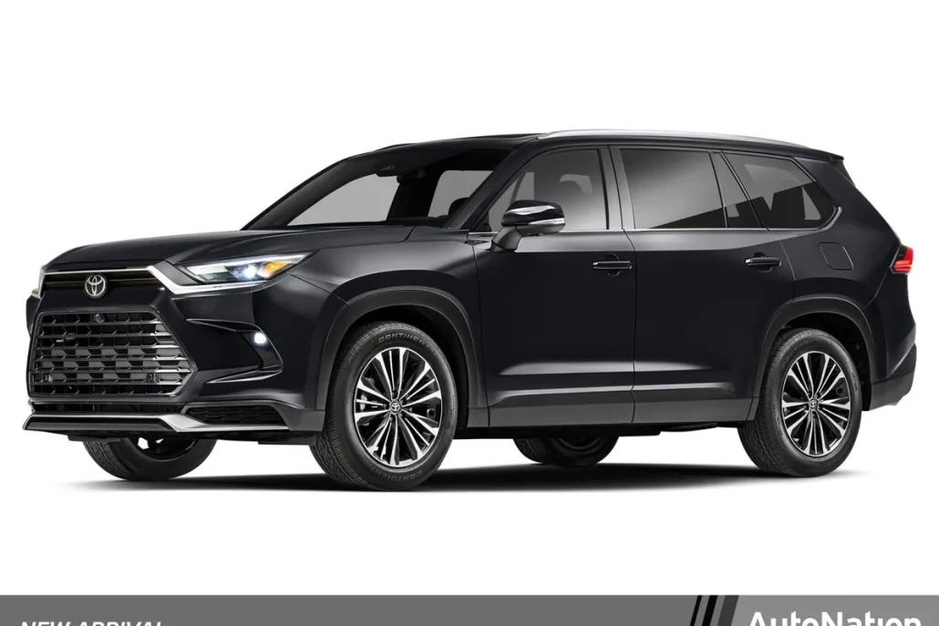2024 Toyota Grand Highlander XLE photo 1