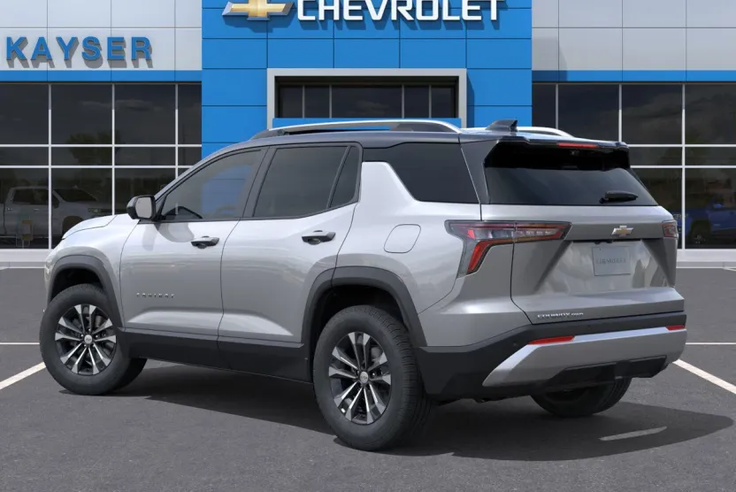 2026 Chevrolet Equinox LT photo 1