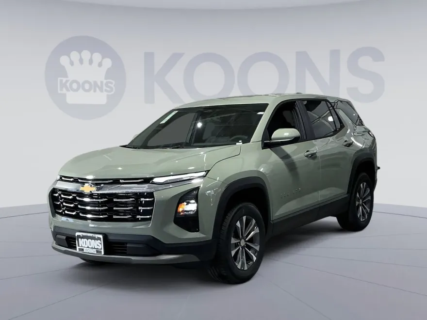 2026 Chevrolet Equinox LT photo 1
