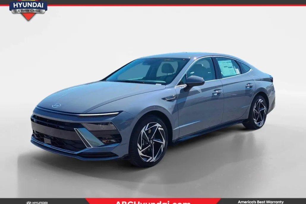 2026 Hyundai Sonata SEL Sport photo 1