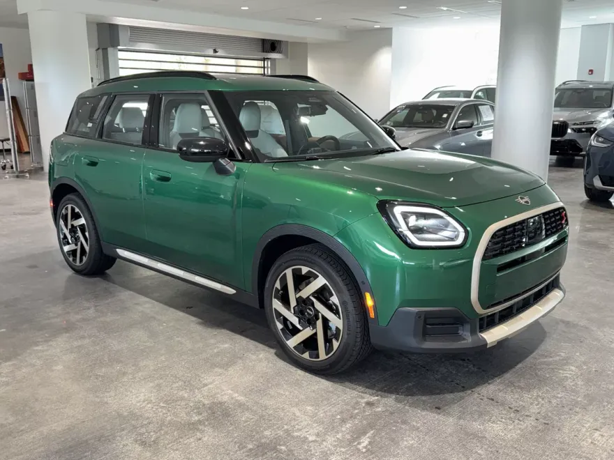 2025 Mini Countryman ALL4 Signature photo 1