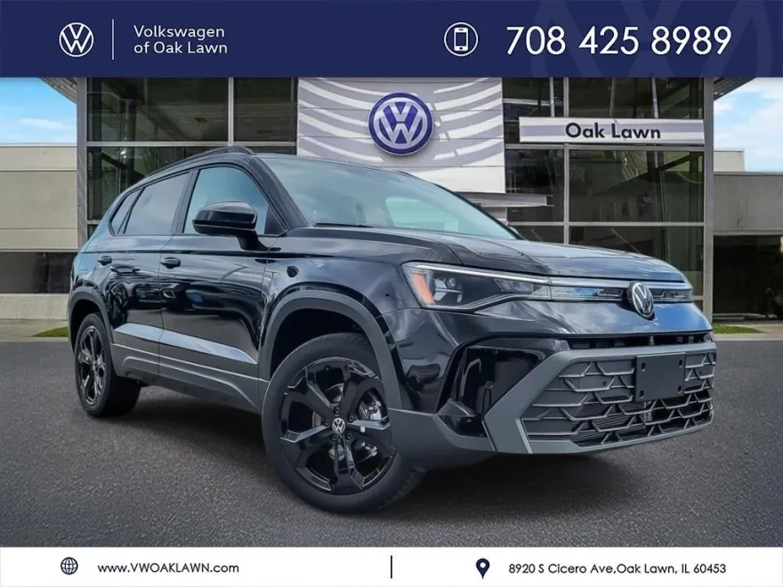 2025 Volkswagen Taos SE photo 1