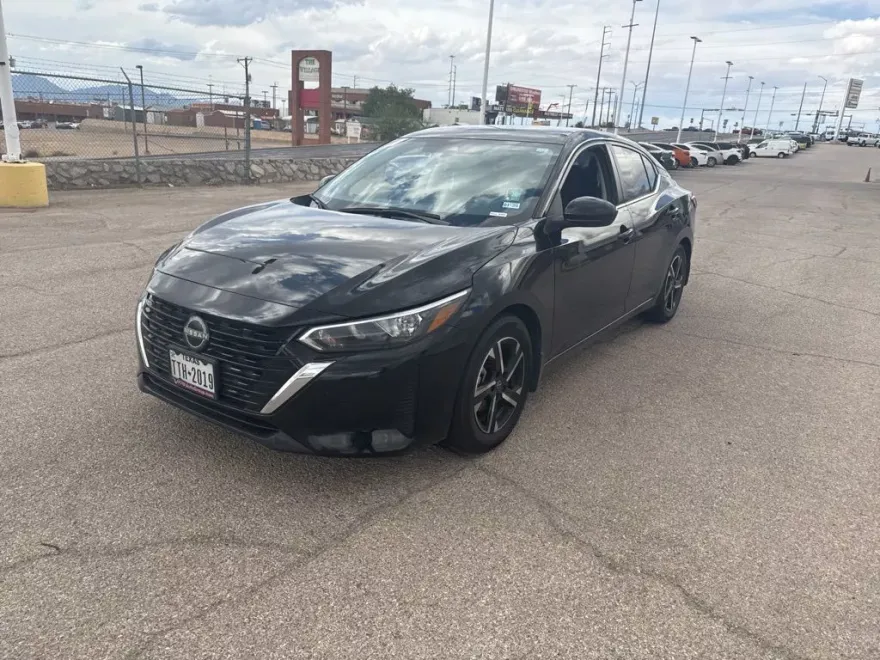 2024 Nissan Sentra SV photo 1