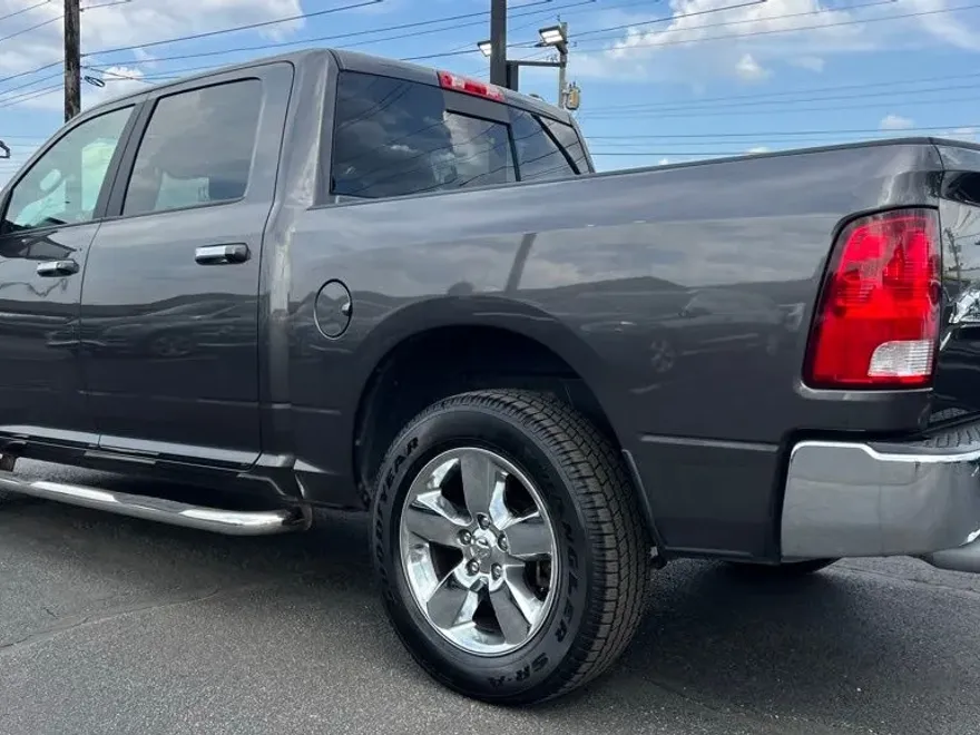 2018 Ram 1500 Big Horn photo 1