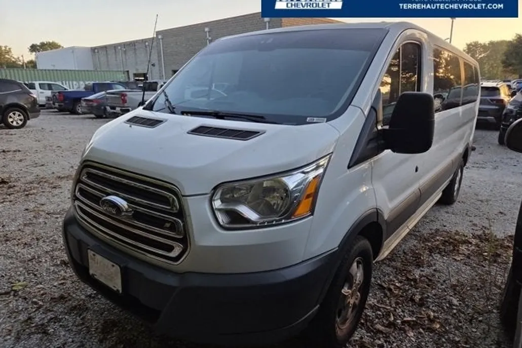 2017 Ford Transit photo 1