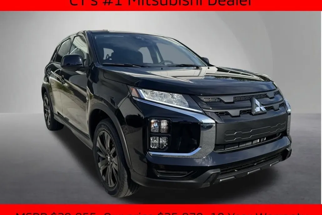 2025 Mitsubishi Outlander Sport LE photo 1