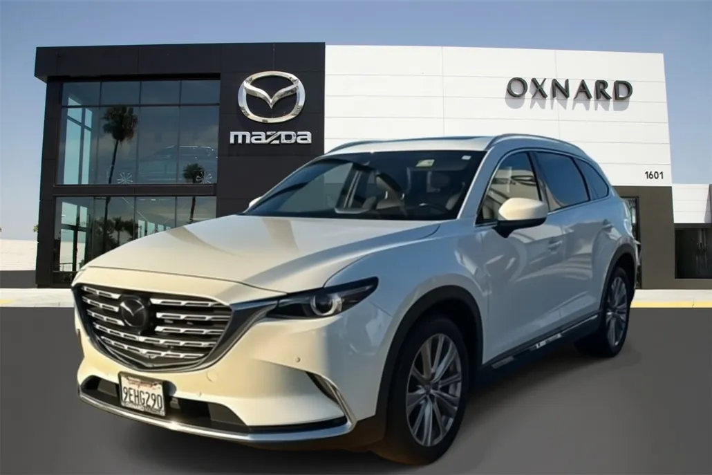 2023 Mazda CX-9 Signature photo 1