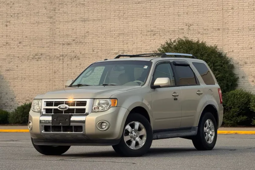 2012 Ford Escape Limited Sport photo 1