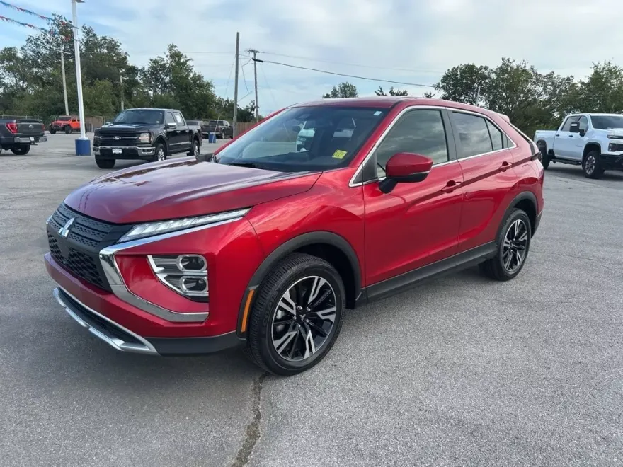 2024 Mitsubishi Eclipse Cross SEL photo 1
