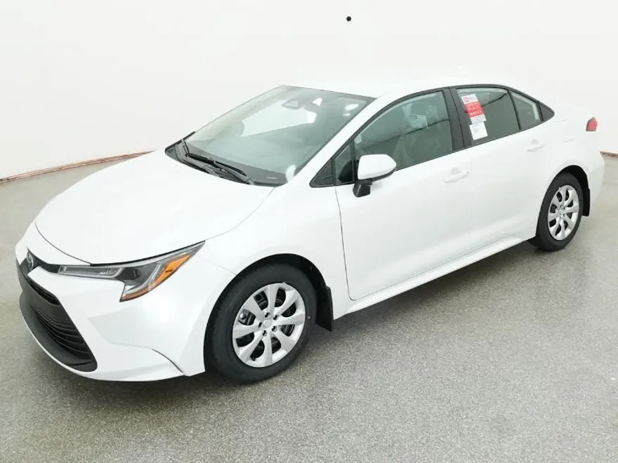 2026 Toyota Corolla LE photo 1