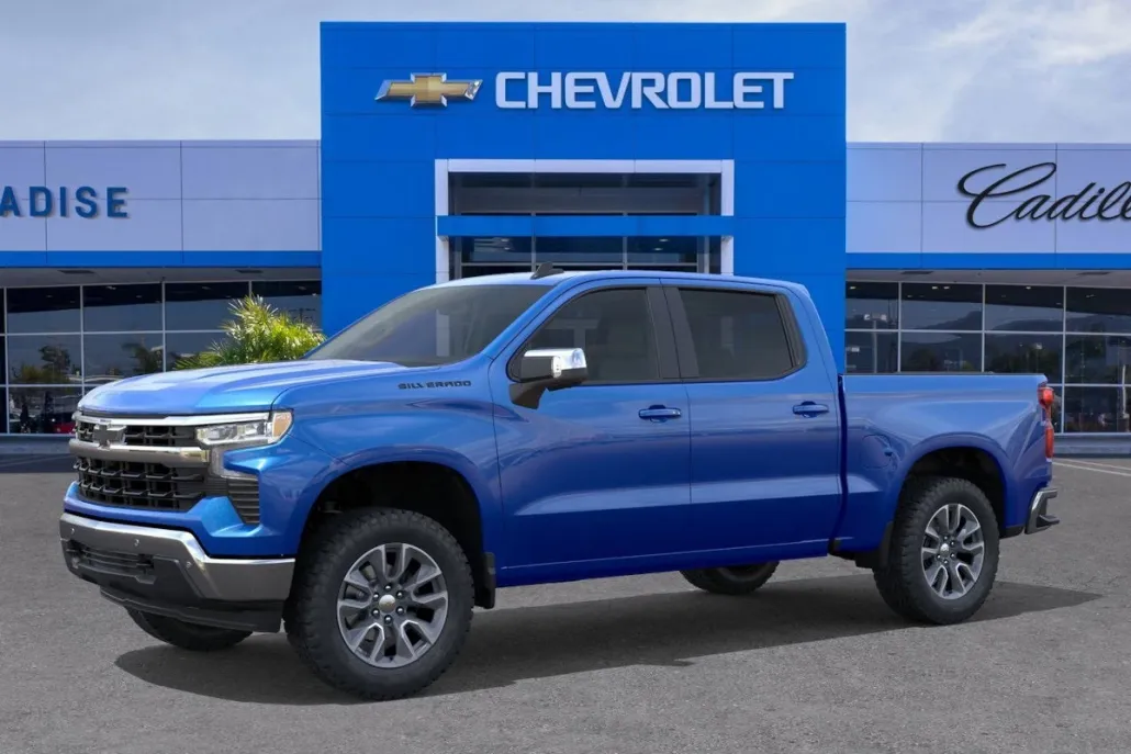 2026 Chevrolet Silverado 1500 LT photo 1