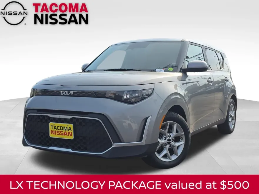 2023 Kia Soul LX photo 1