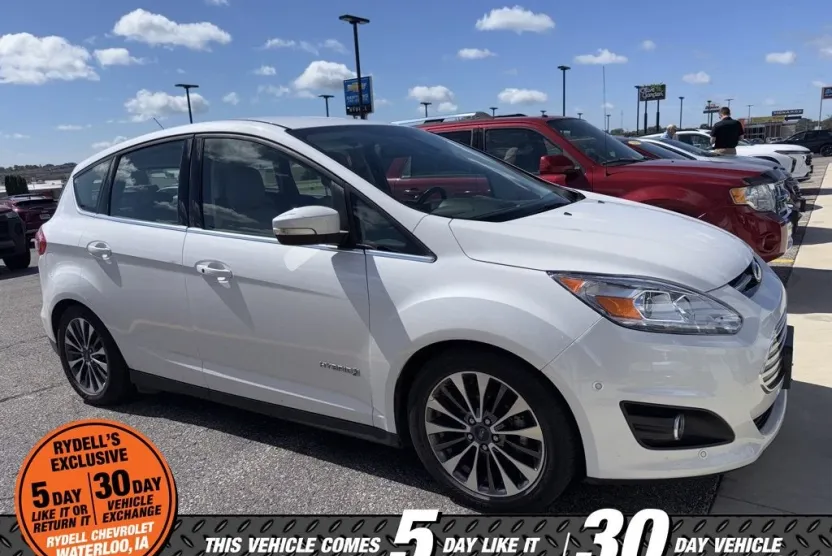 2018 Ford C-Max Hybrid Titanium photo 1