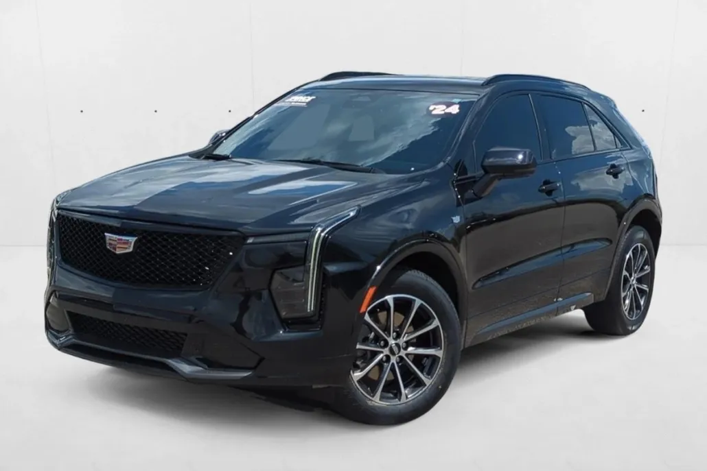 2024 Cadillac XT4 Sport photo 1