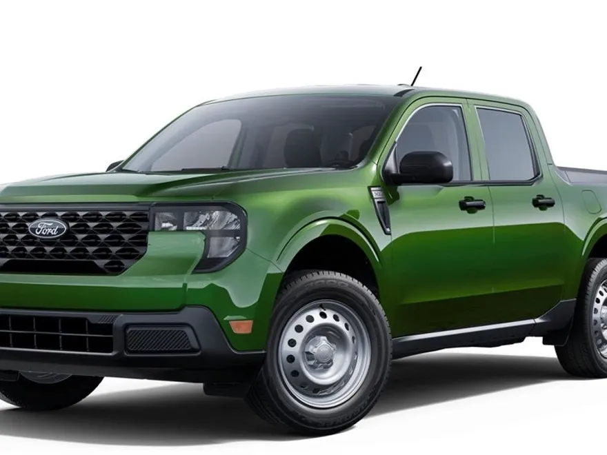 2025 Ford Maverick XL photo 1