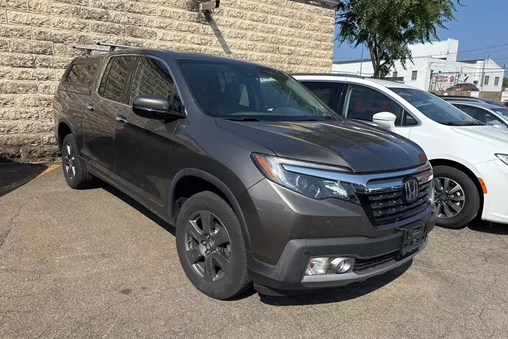 2020 Honda Ridgeline RTL-E photo 1