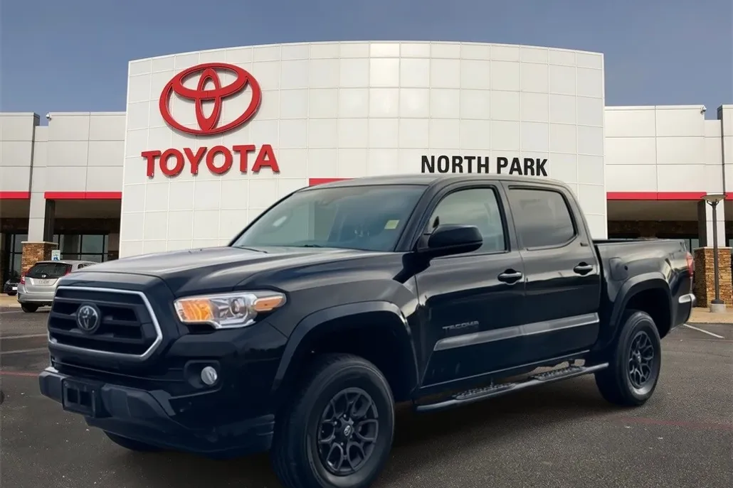 2021 Toyota Tacoma SR5 photo 1