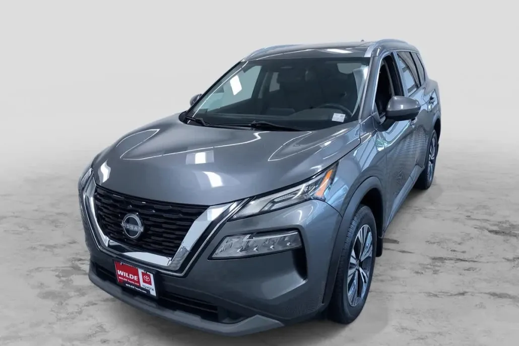 2022 Nissan Rogue SV photo 1