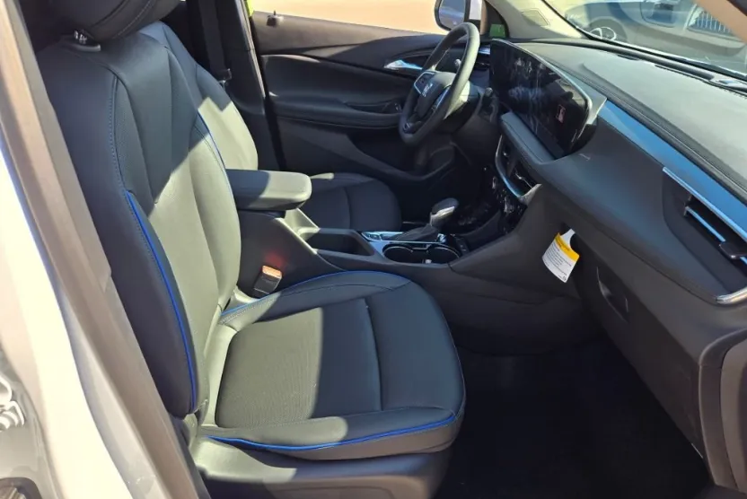 2026 Buick Encore GX Sport Touring photo 1
