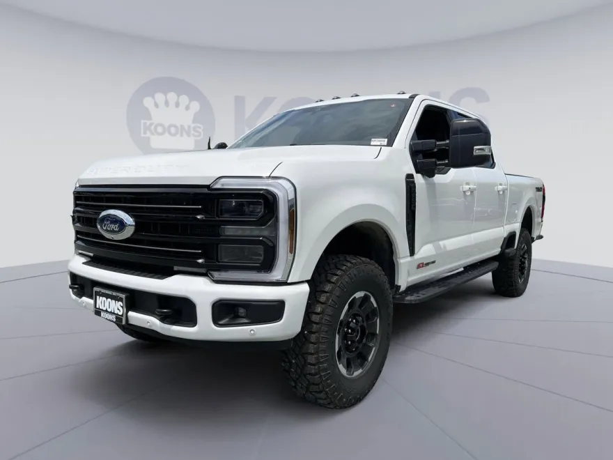 2025 Ford F-250 photo 1