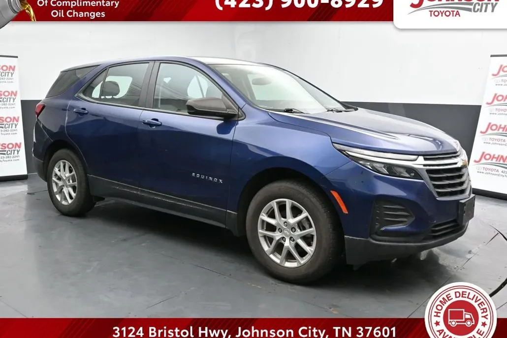 2022 Chevrolet Equinox LS photo 1