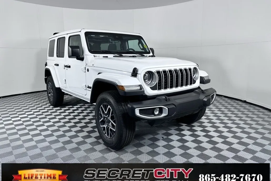 2025 Jeep Wrangler Sahara photo 1