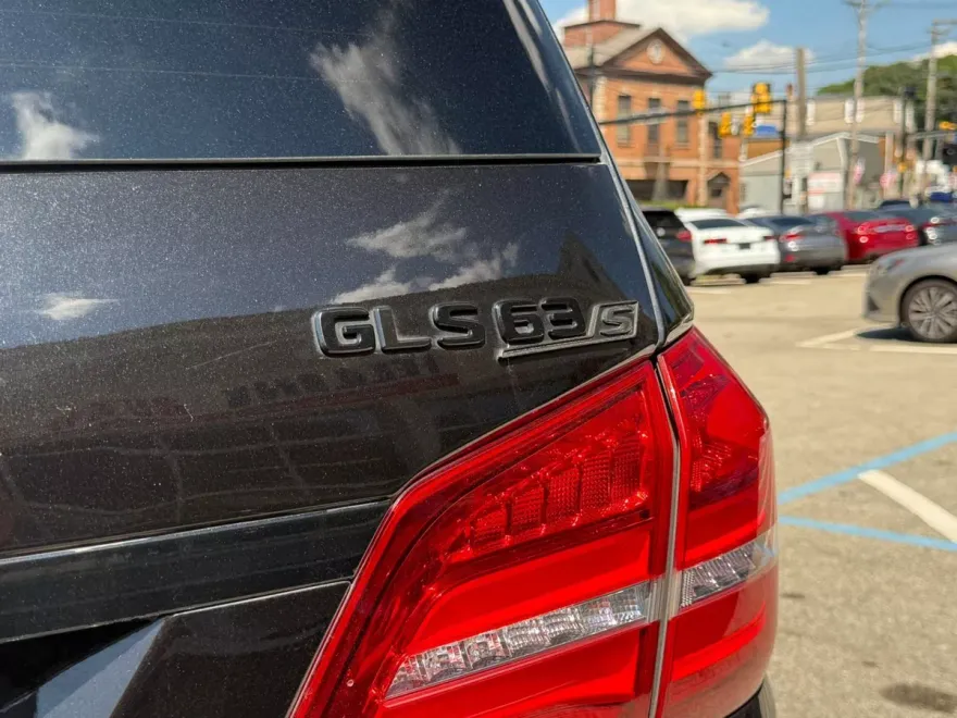 2017 Mercedes Benz GLS AMG 63 photo 1