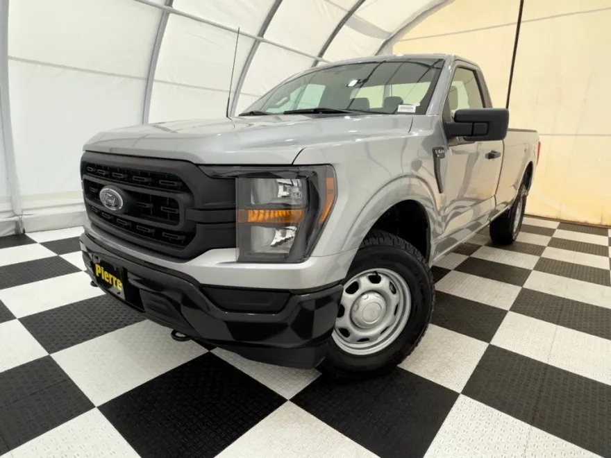 2023 Ford F-150 XL photo 1