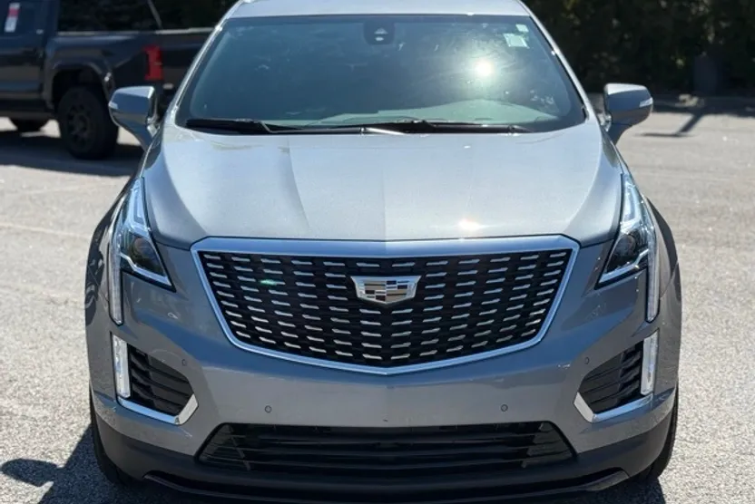 2020 Cadillac XT5 Luxury photo 1