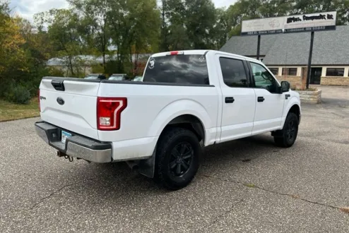 2015 Ford F-150 XLT photo 3