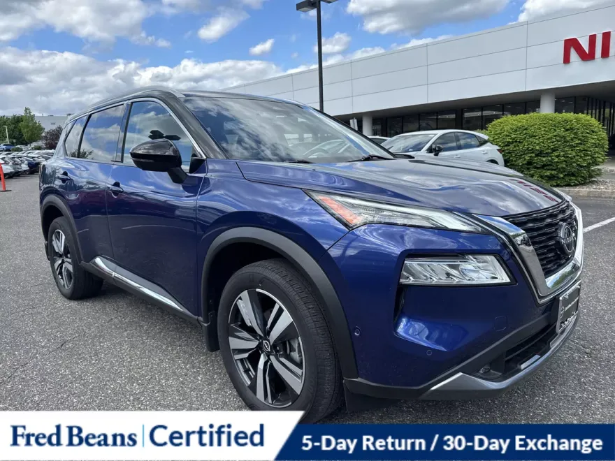 2022 Nissan Rogue SL photo 1