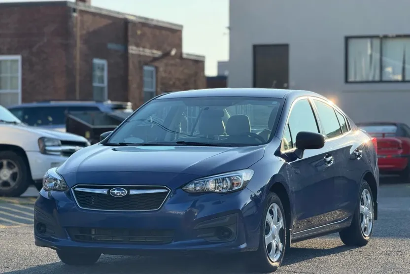 2017 Subaru Impreza 2.0i photo 1