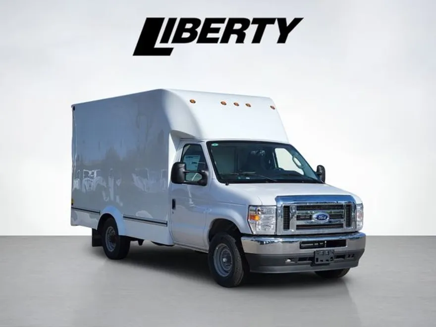 2025 Ford E-350 Base photo 1