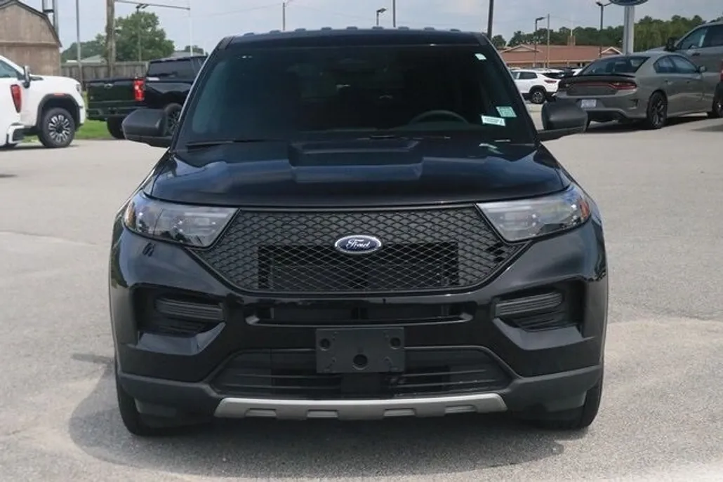 2025 Ford Explorer photo 1