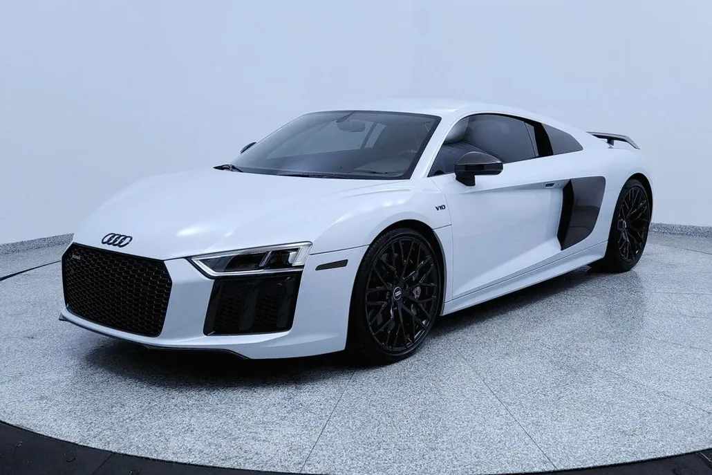 2018 Audi R8 5.2 V10 Plus photo 1