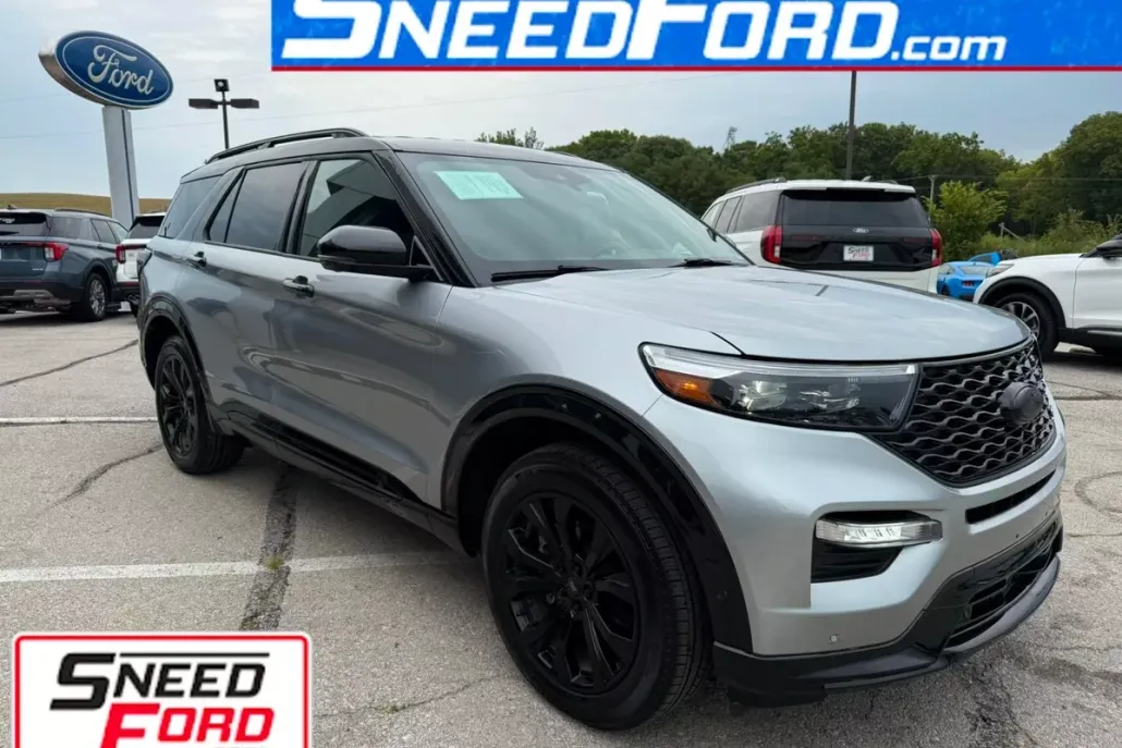 2020 Ford Explorer ST photo 1