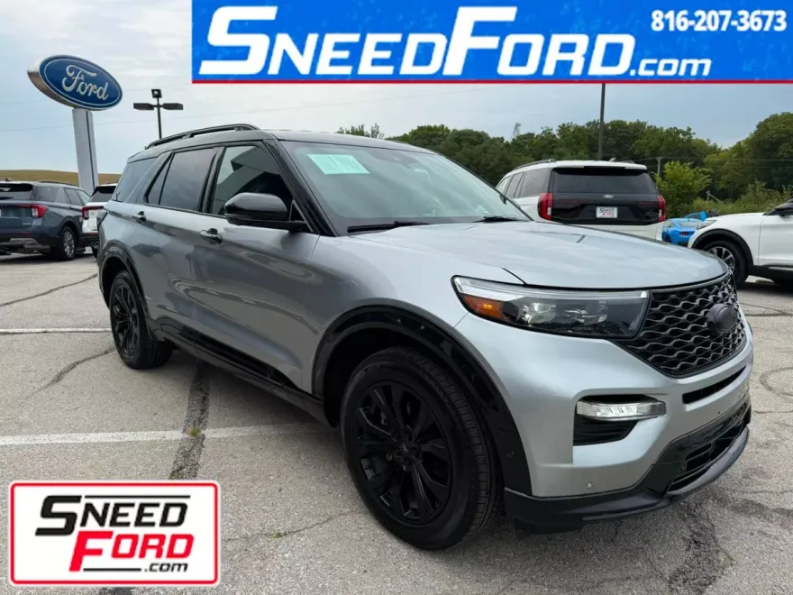 2020 Ford Explorer ST photo 1