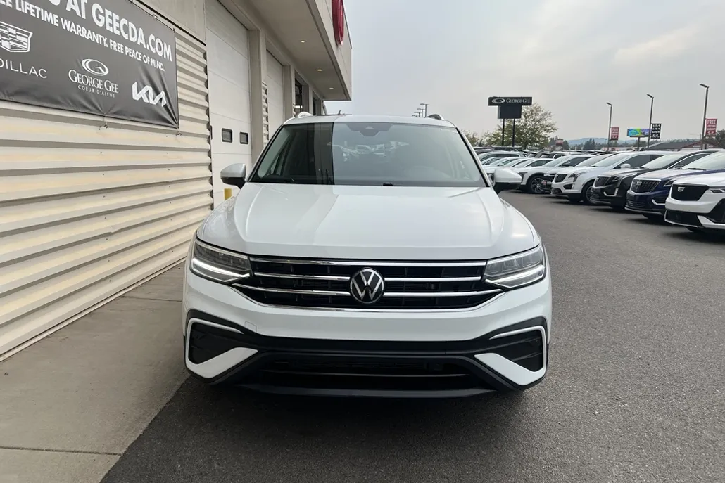 2024 Volkswagen Tiguan SE Wolfsburg Edition photo 1
