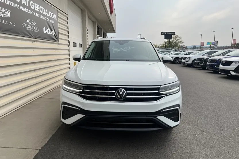 2024 Volkswagen Tiguan SE Wolfsburg Edition photo 1