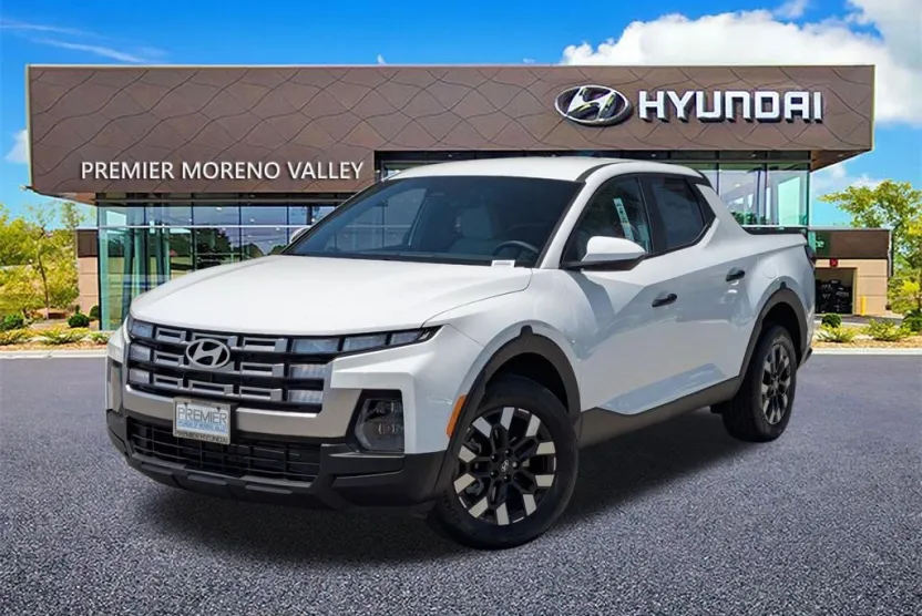 2025 Hyundai Santa Cruz SE photo 1