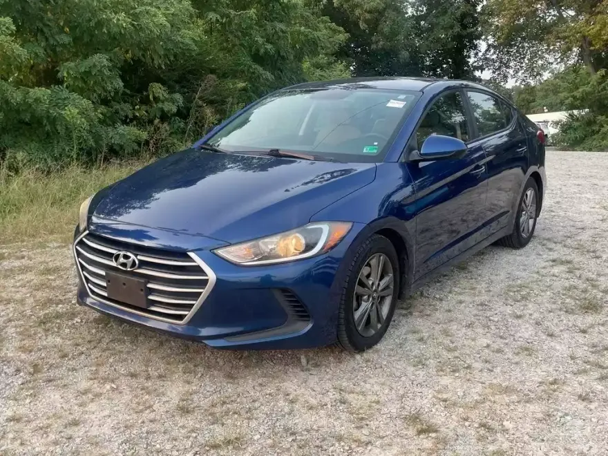 2018 Hyundai Elantra SEL photo 1