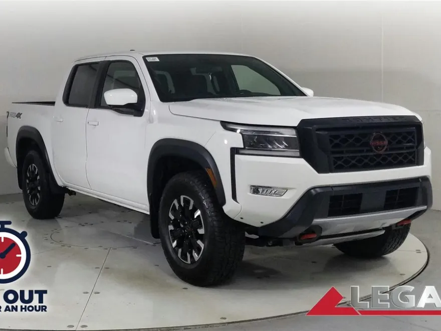 2023 Nissan Frontier PRO-4X photo 1