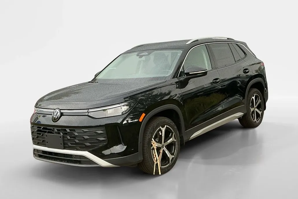 2025 Volkswagen Tiguan SE photo 1