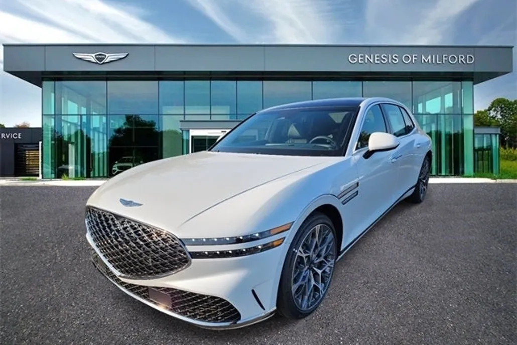 2025 Genesis G90 3.5T E-Supercharger photo 1