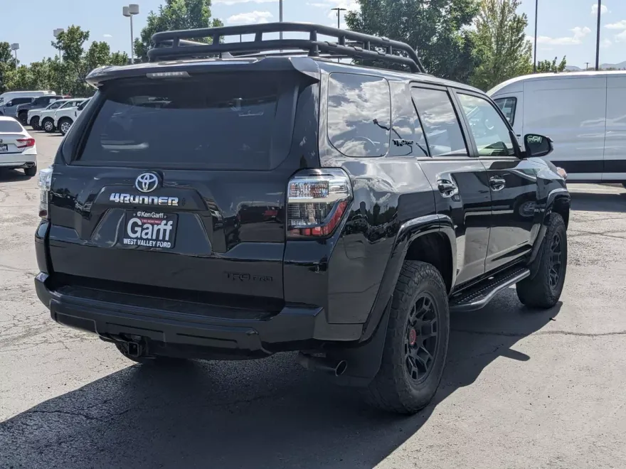 2022 Toyota 4Runner TRD Pro photo 1