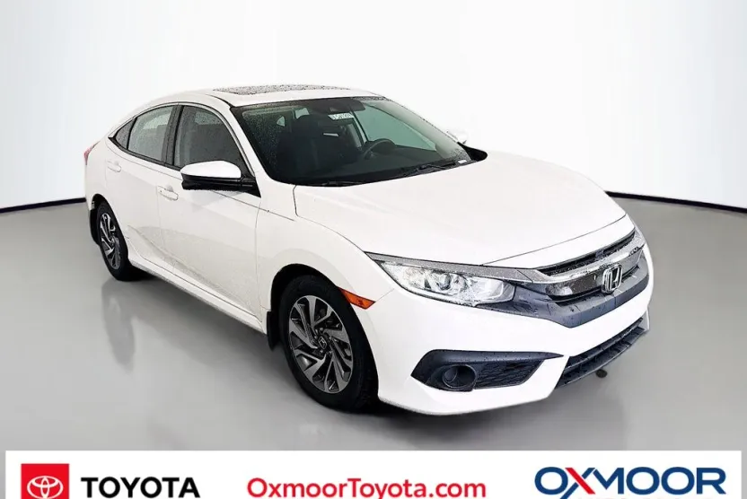 2018 Honda Civic EX photo 1