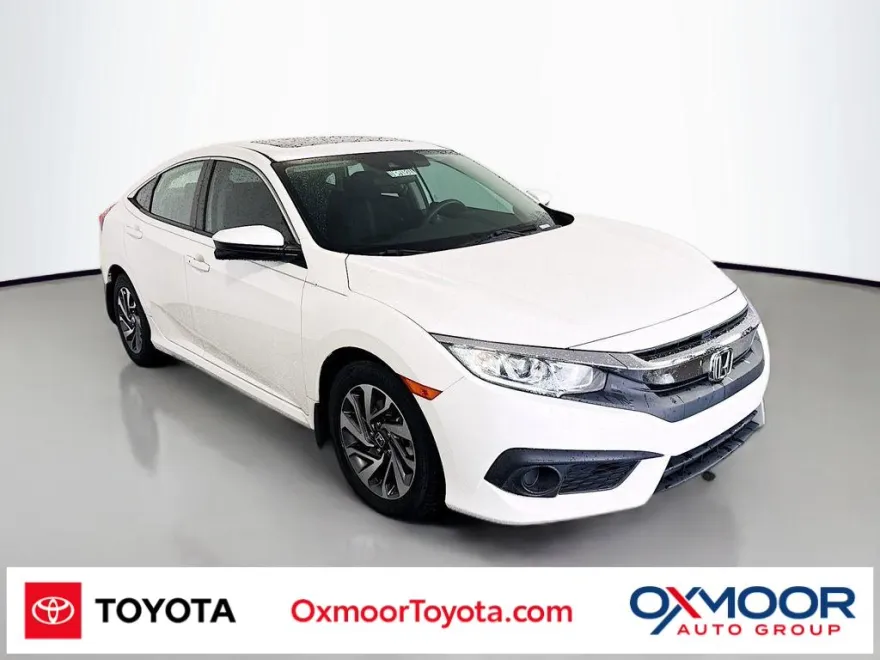 2018 Honda Civic EX photo 1