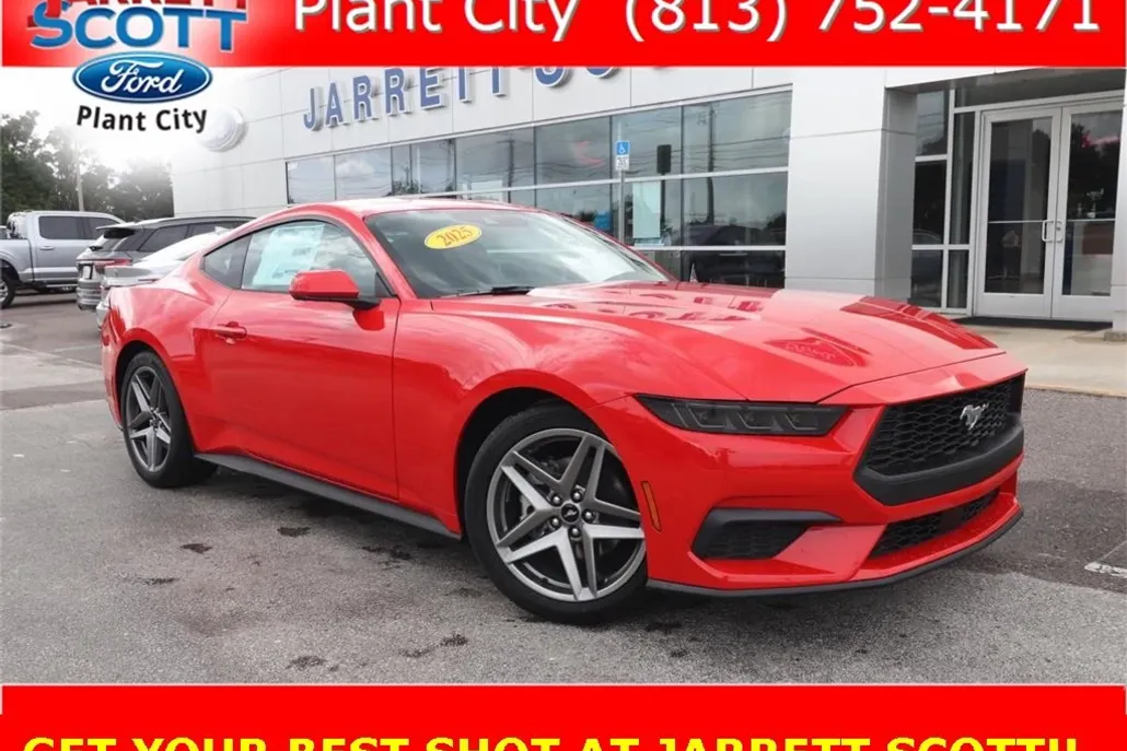 2025 Ford Mustang EcoBoost photo 1